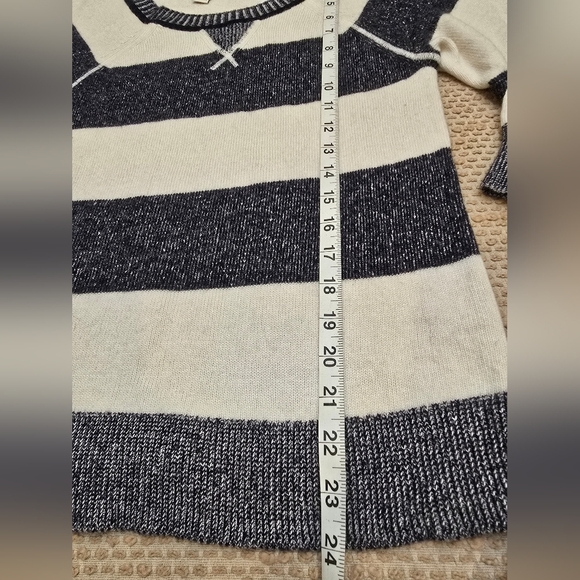 J.Crew Ombre Striped 3/4 Sleeve Sweater Medium - Picture 3 of 9